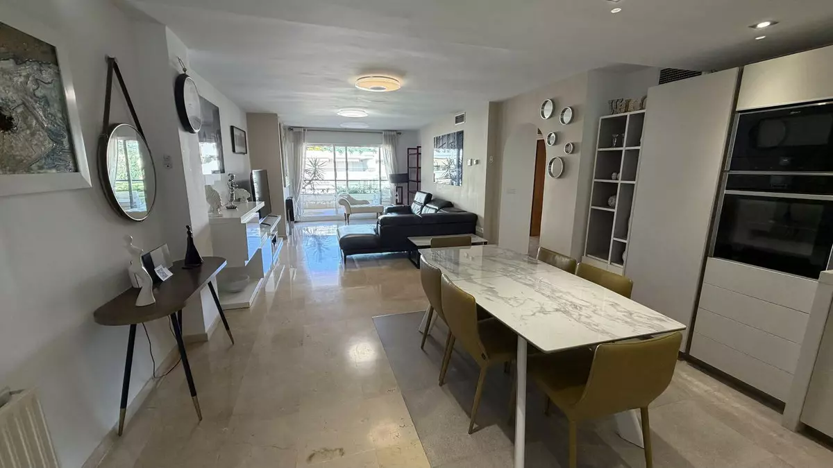 3-bedroom Apartment In Marbella, Spain (130 M²)
