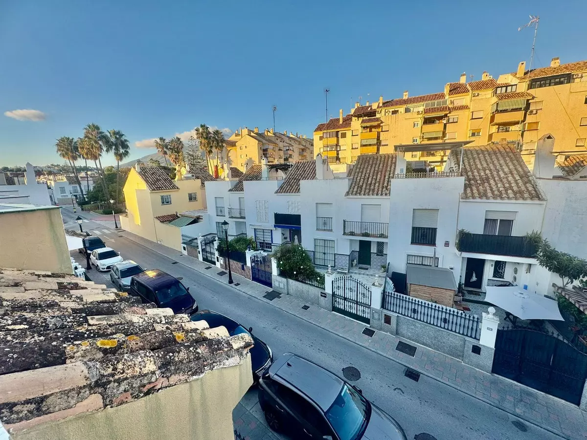 4-bedroom Town House In Fuengirola, Spain (107 M²)