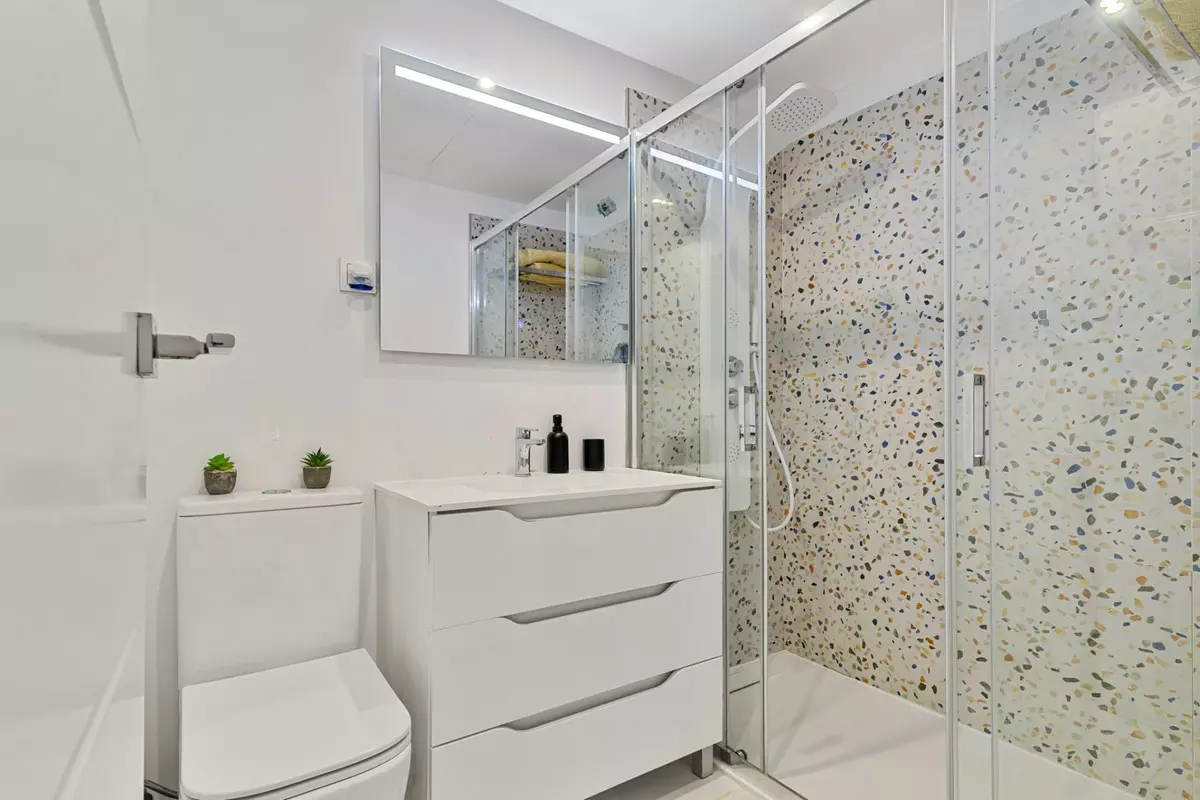 4-bedroom Apartment In Marbella, Spain (198 M²)