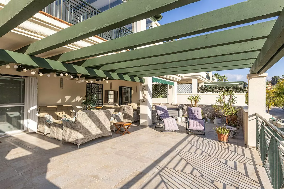 3-bedroom Apartment In Marbella, Spain (130 M²)