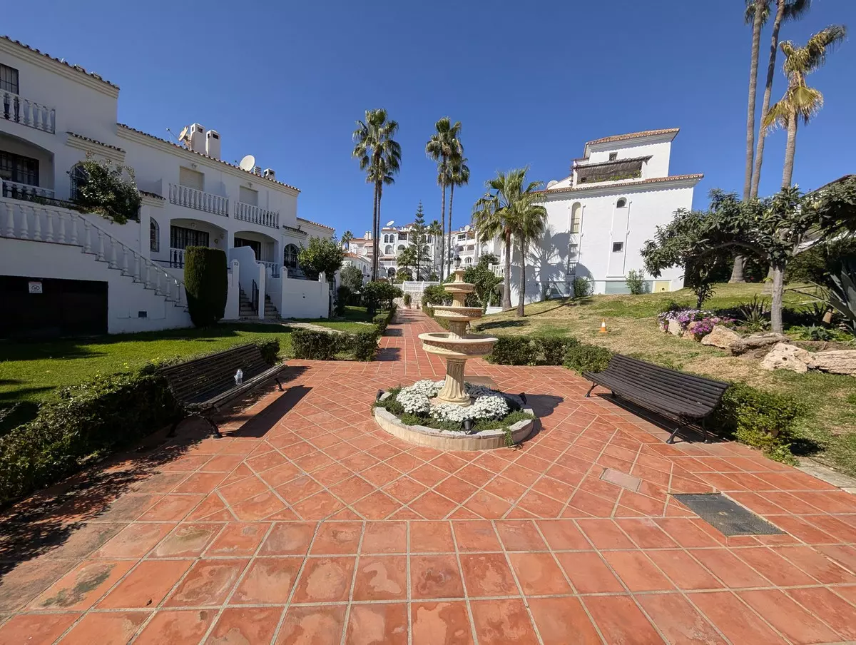 3-bedroom Town House In Mijas, Spain (153 M²)