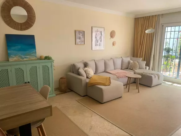 2-bedroom Villa In Estepona, Spain (140 M²)