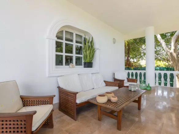 4-bedroom Villa In Torrevieja, Spain (420 M²)