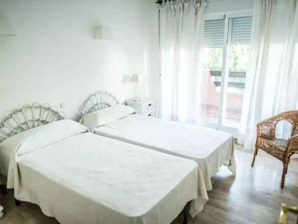 2-bedroom Apartment In Marbella, Spain (135 M²)