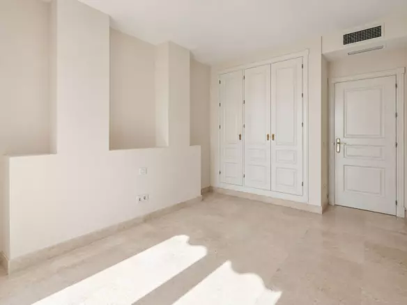 3-bedroom Town House In Estepona, Spain (157 M²)