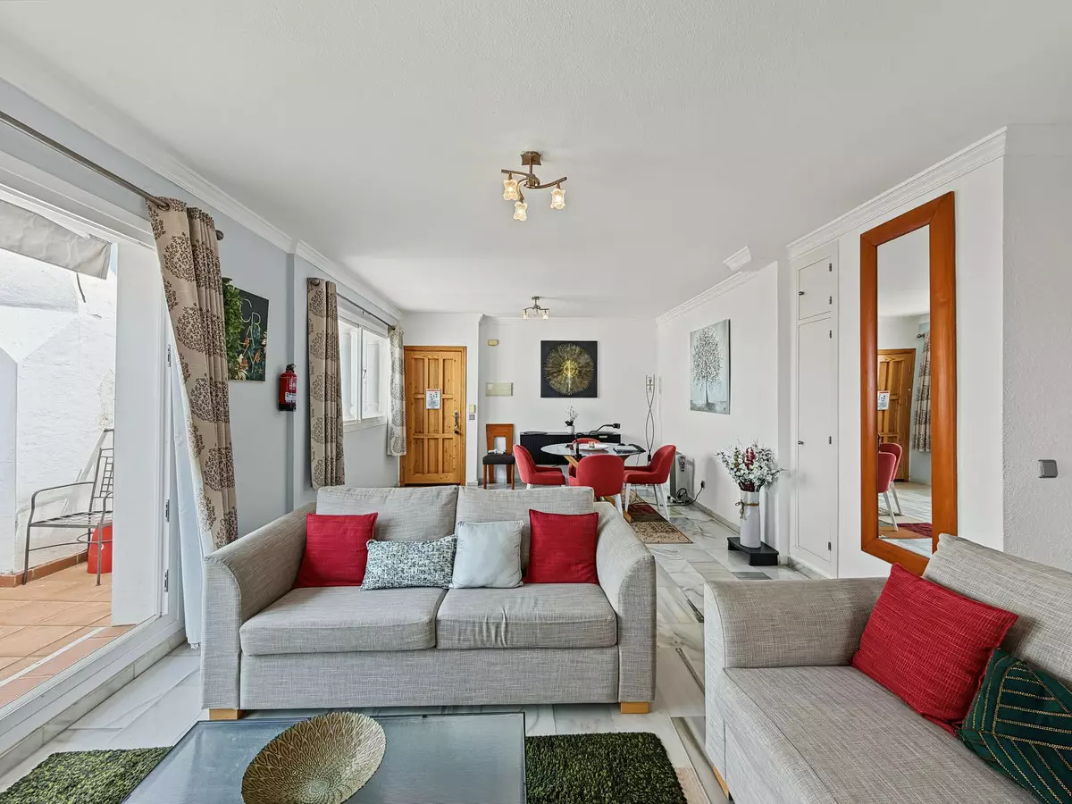 2-bedroom Apartment In Estepona, Spain (104 M²)