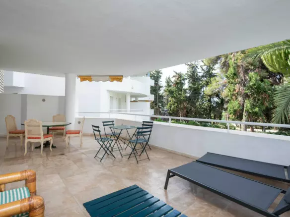 3-bedroom Apartment In Marbella, Spain (121 M²)