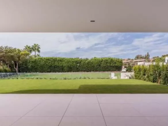 3-bedroom Town House In Marbella, Spain (375 M²)