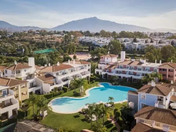 3-bedroom Apartment In Estepona, Spain (115 M²)