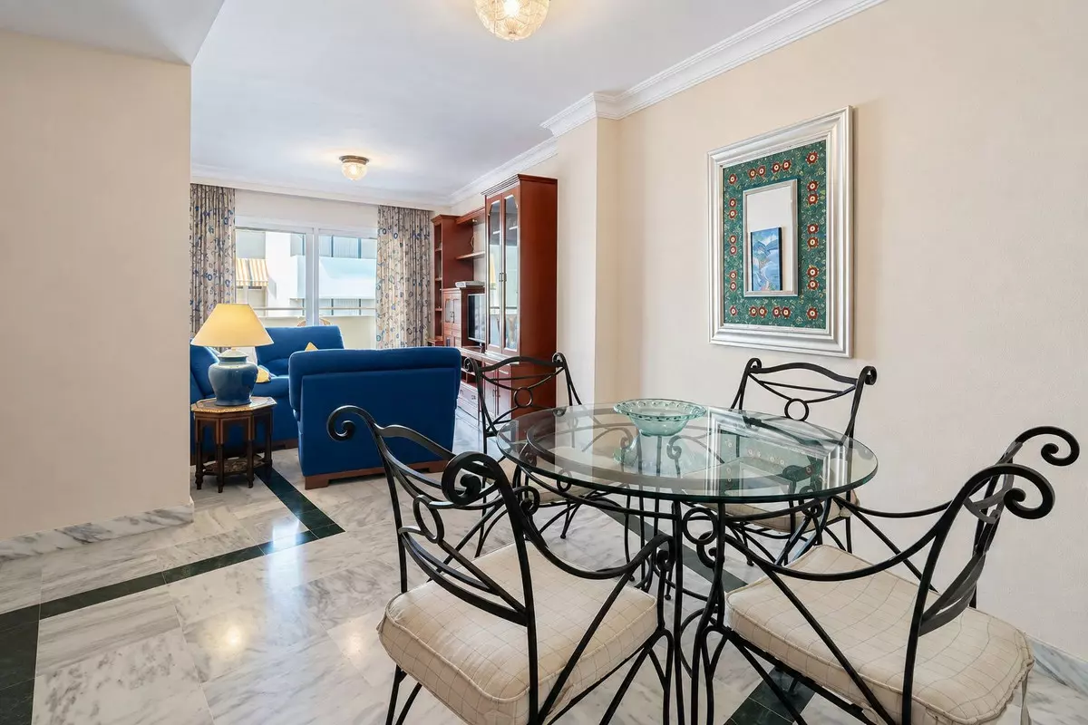 2-bedroom Apartment In Marbella, Spain (116 M²)