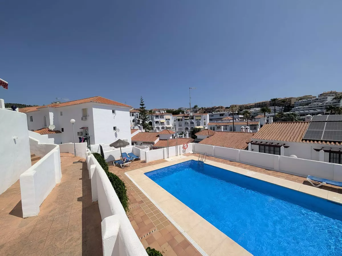 3-bedroom Town House In Mijas, Spain (153 M²)
