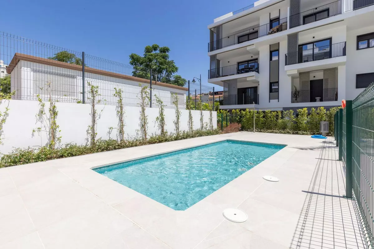 3-bedroom Apartment In Estepona, Spain (92 M²)