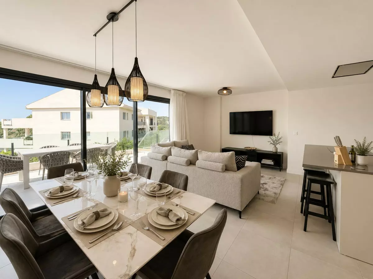 3-bedroom Apartment In Estepona, Spain (125 M²)