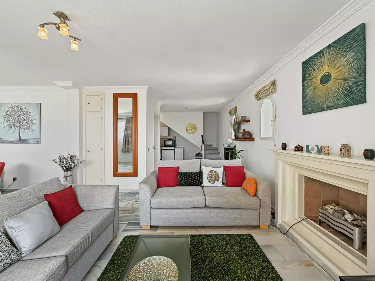 2-bedroom Apartment In Estepona, Spain (104 M²)