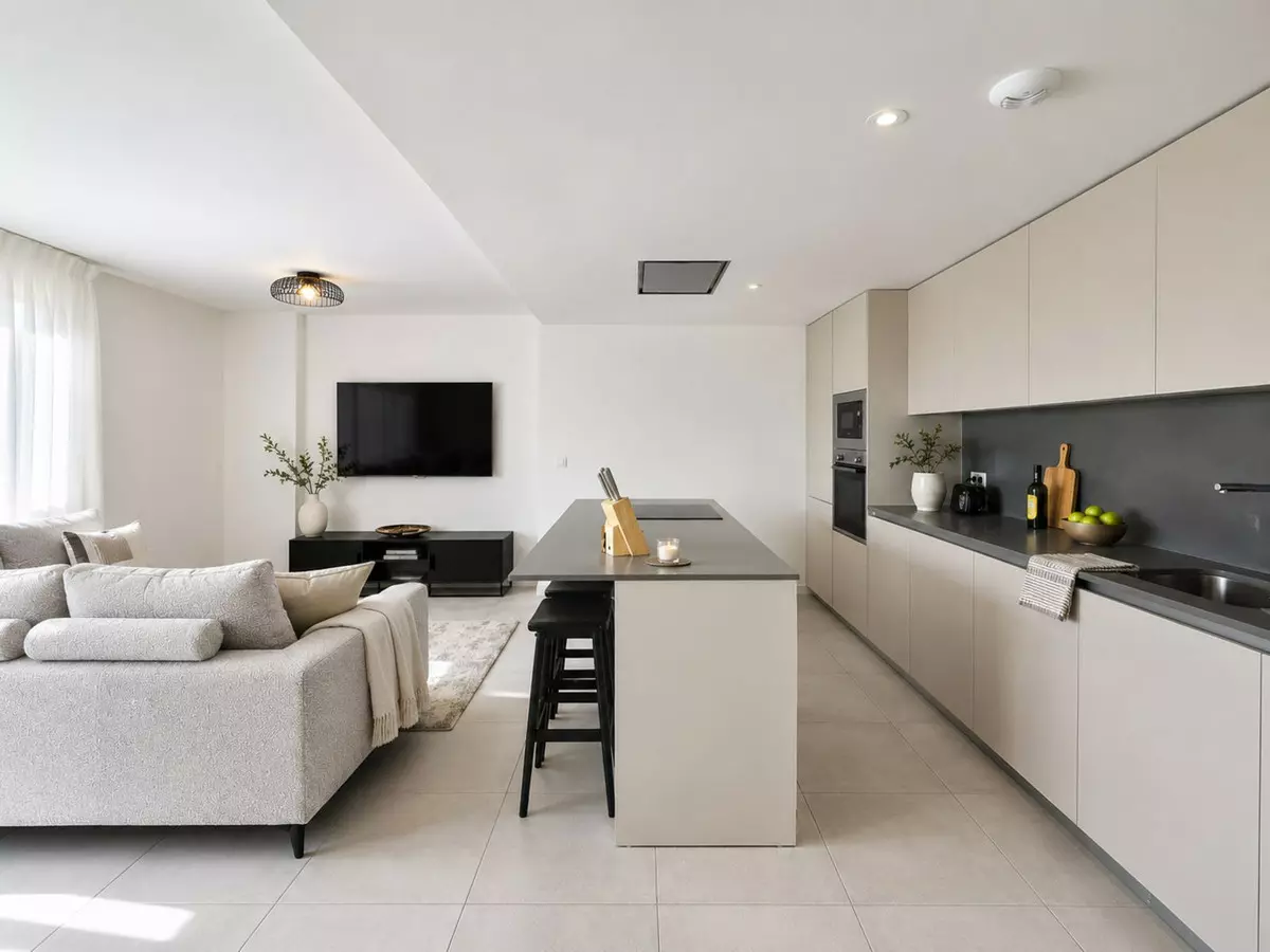 3-bedroom Apartment In Estepona, Spain (125 M²)