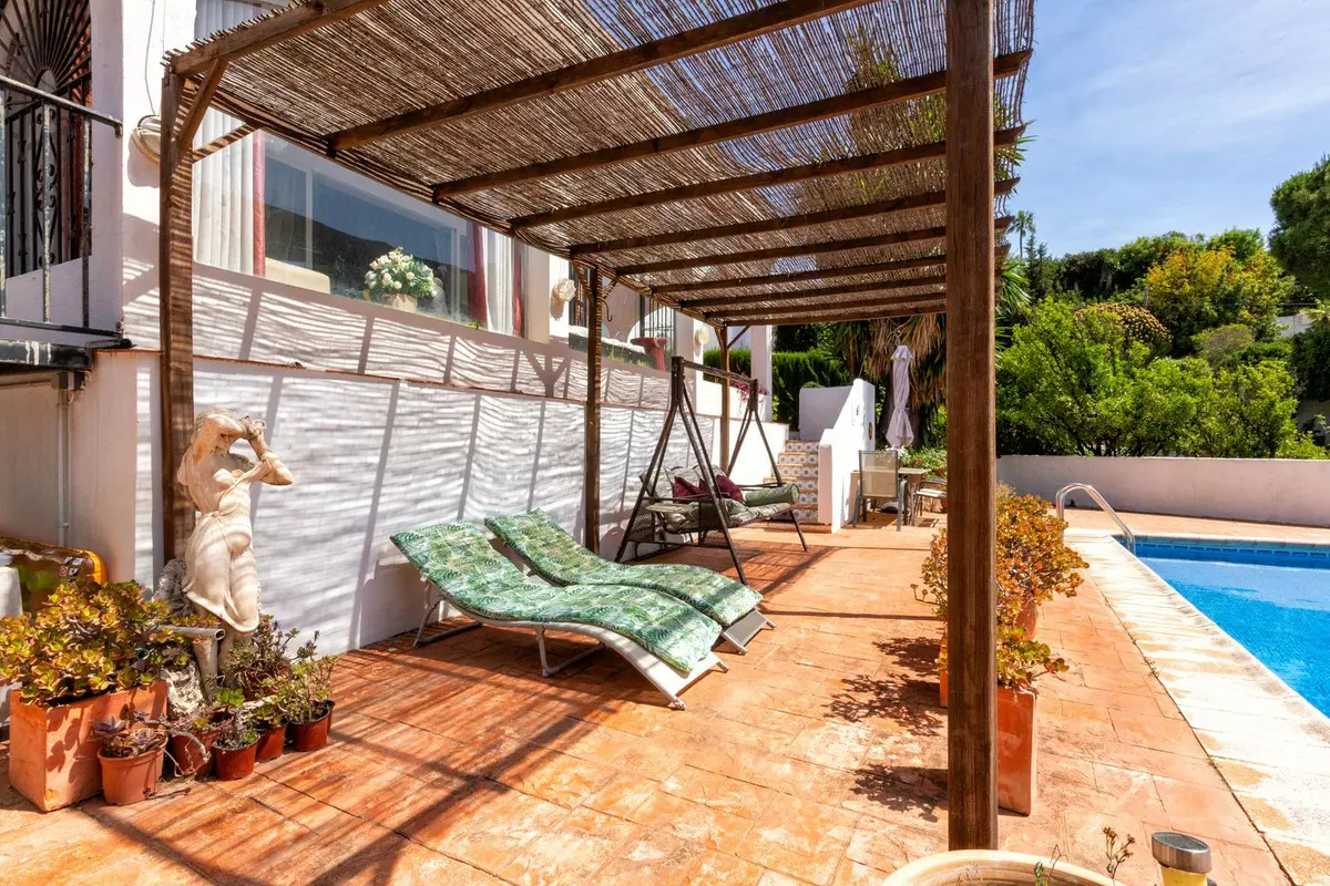 6-bedroom Villa In Mijas, Spain (279 M²)