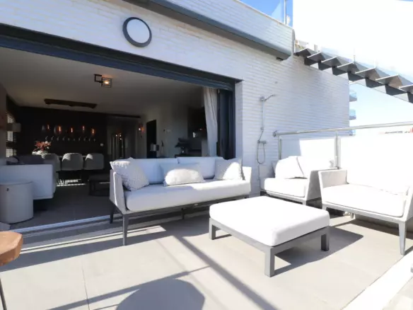 3-bedroom Apartment In Guardamar Del Segura, Spain (109 M²)