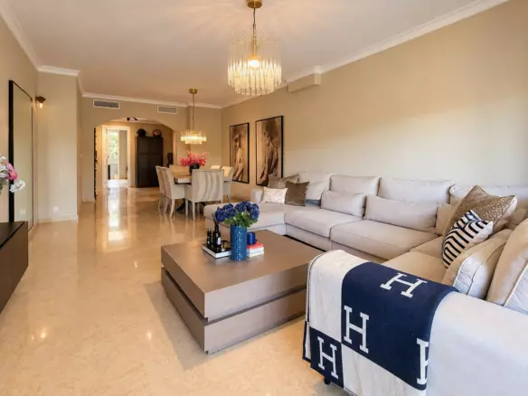3-bedroom Apartment In Marbella, Spain (155 M²)