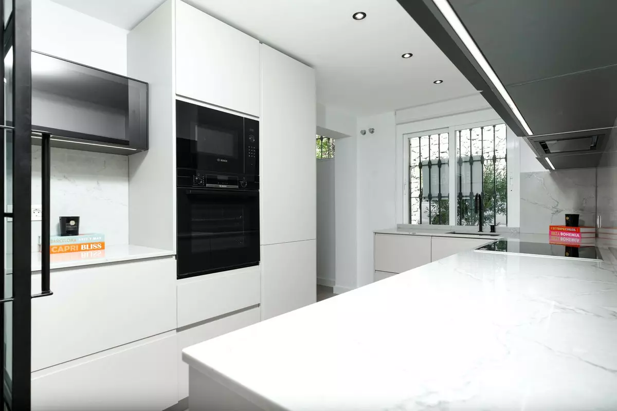 3-bedroom Apartment In Benahavis, Spain (123 M²)