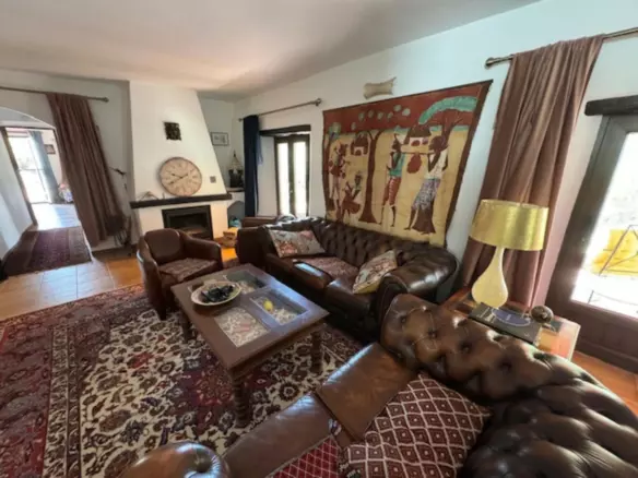 4-bedroom Country House In Casares, Spain (175 M²)