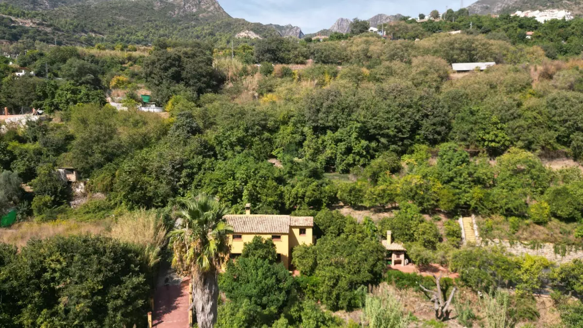 3-bedroom Country House In Ojen, Spain (217 M²)