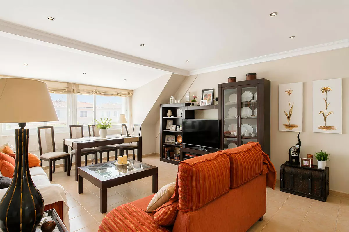 3-bedroom Apartment In Fuengirola, Spain (127 M²)