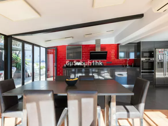 5-bedroom Villa In Torremolinos, Spain (288 M²)