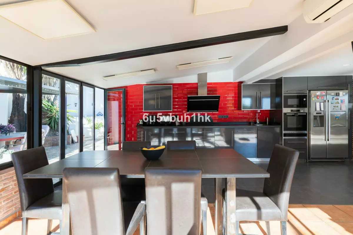 5-bedroom Villa In Torremolinos, Spain (288 M²)