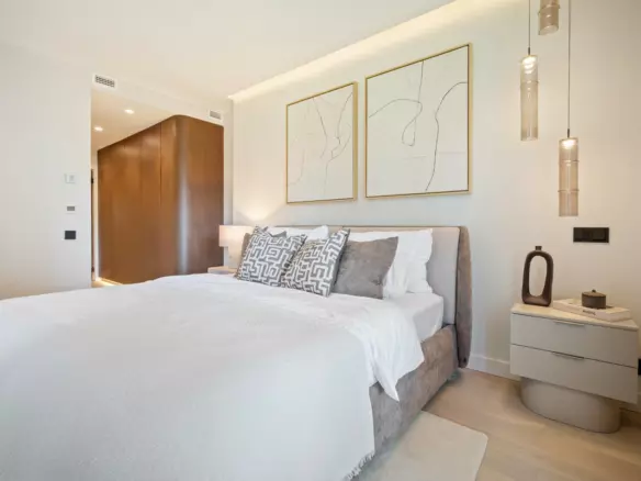 3-bedroom Apartment In Estepona, Spain (130 M²)