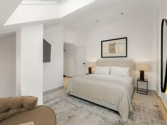 3-bedroom Apartment In Marbella, Spain (166 M²)
