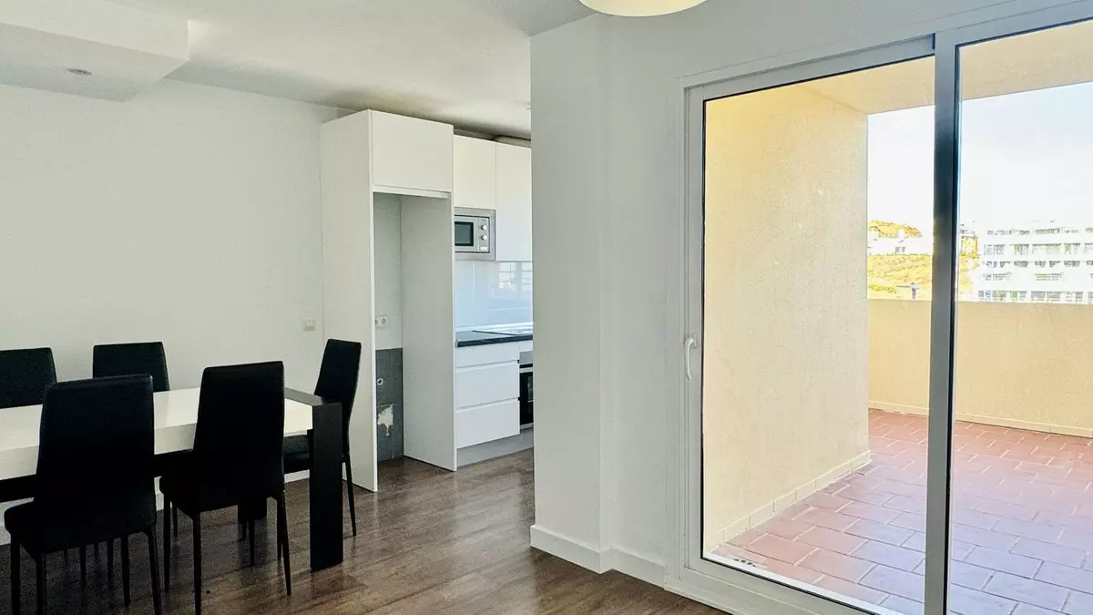 2-bedroom Apartment In Fuengirola, Spain (115 M²)
