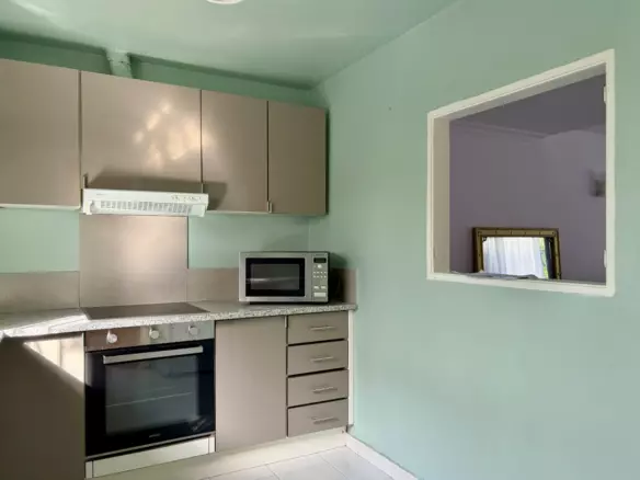 3-bedroom Town House In Marbella, Spain (171 M²)