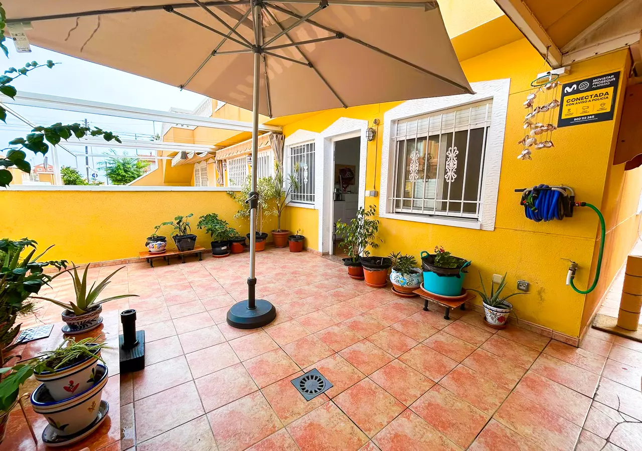 3-bedroom Apartment In Torrevieja, Spain (57 M²)