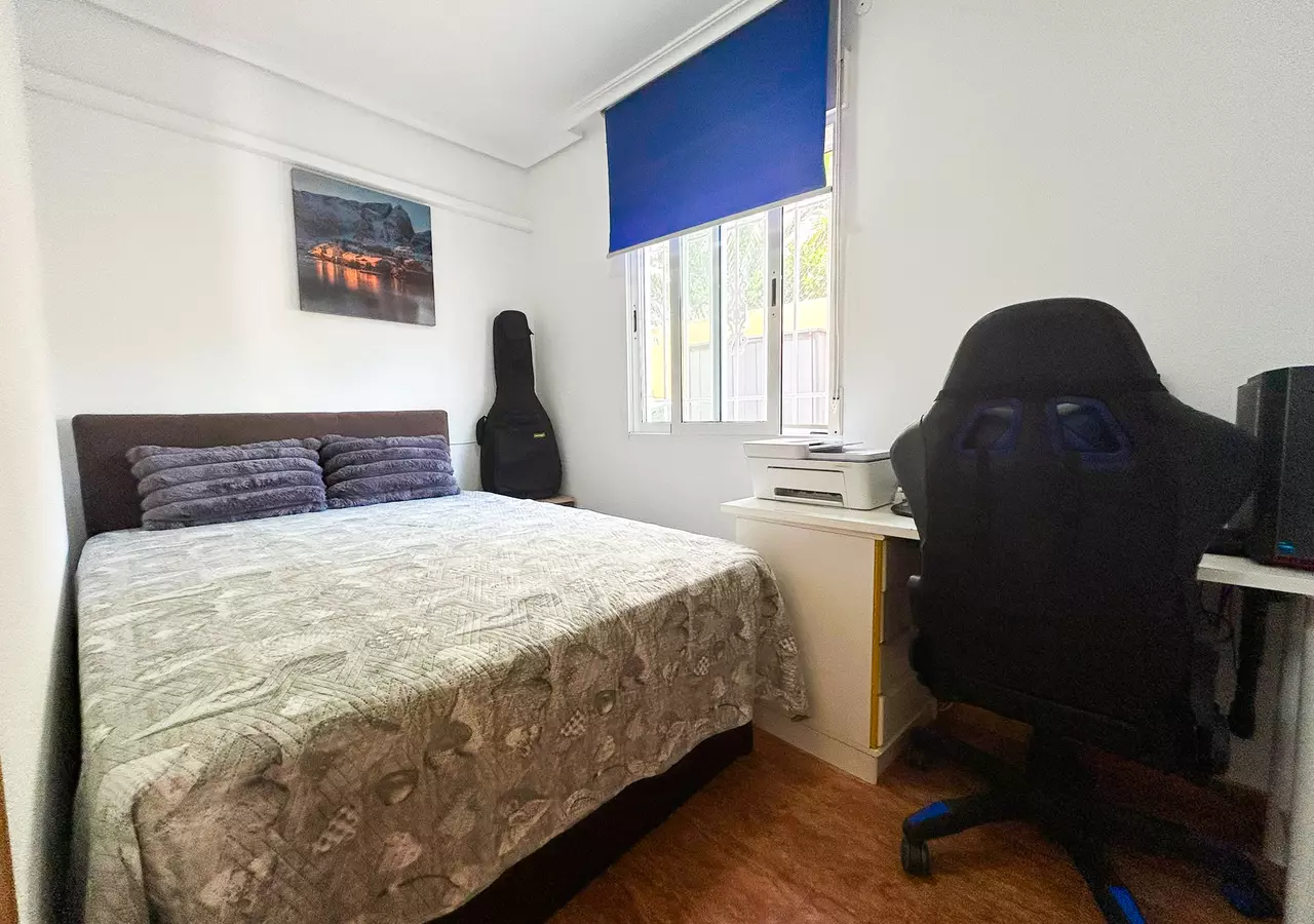 3-bedroom Apartment In Torrevieja, Spain (57 M²)