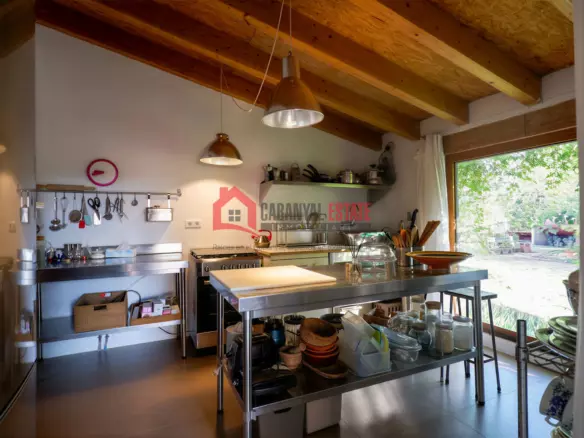 6-bedroom Farmhouse In Cheste (1.600 M²)