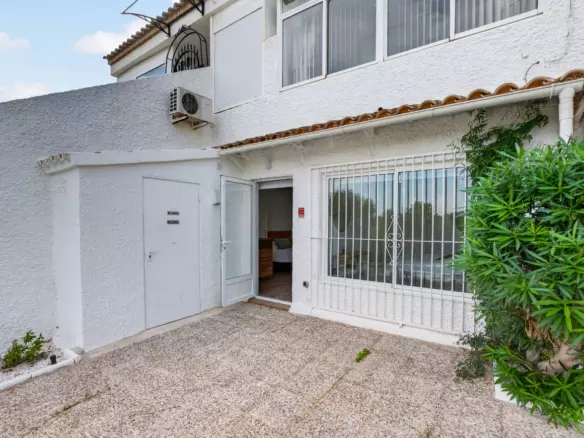 2-bedroom Bungalow In Villamartin, Spain