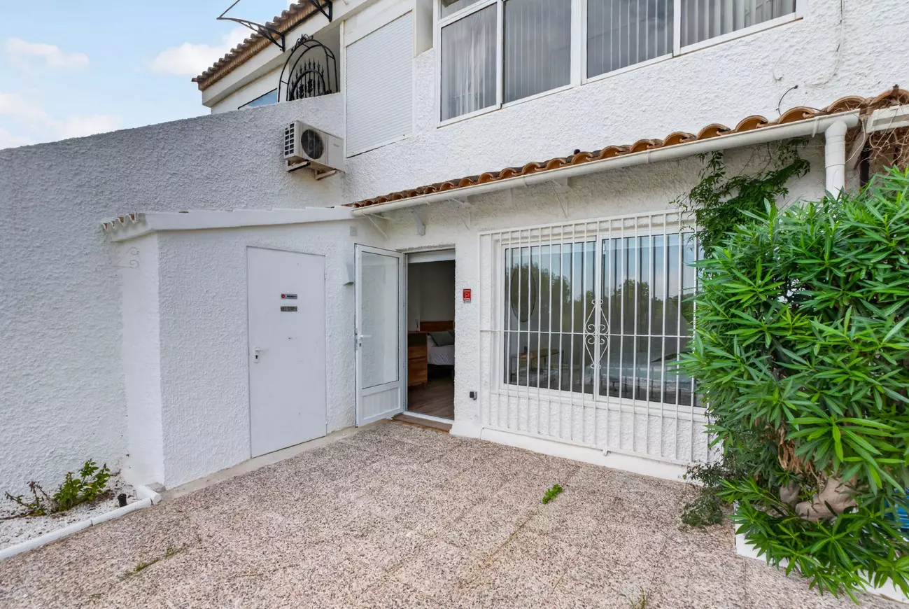 2-bedroom Bungalow In Villamartin, Spain