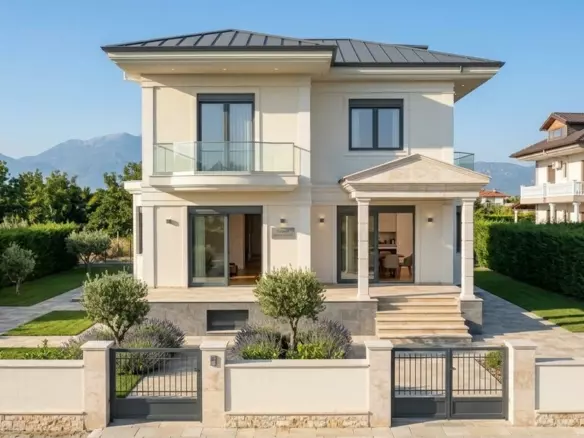 3-bedroom Detached House In Paralia, Greece (246 M²)