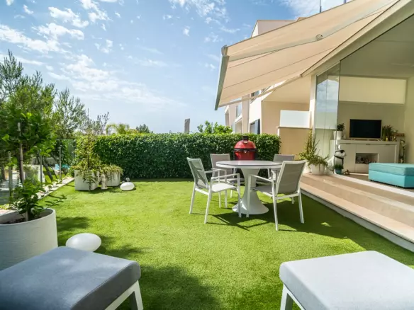 2-bedroom Apartment In Pilar De La Horadada, Spain (77 M²)