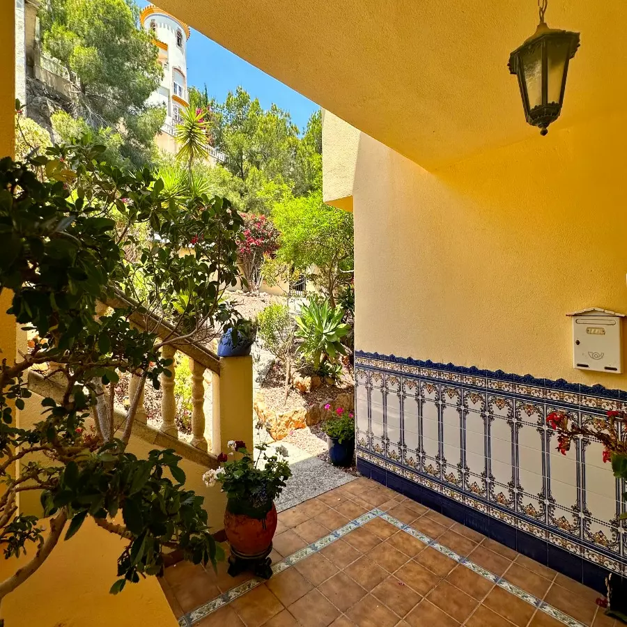 3-bedroom Villa In Orihuela Costa, Spain (131 M²)