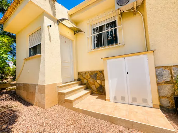 4-bedroom Villa In Ciudad Quesada, Spain (146 M²)