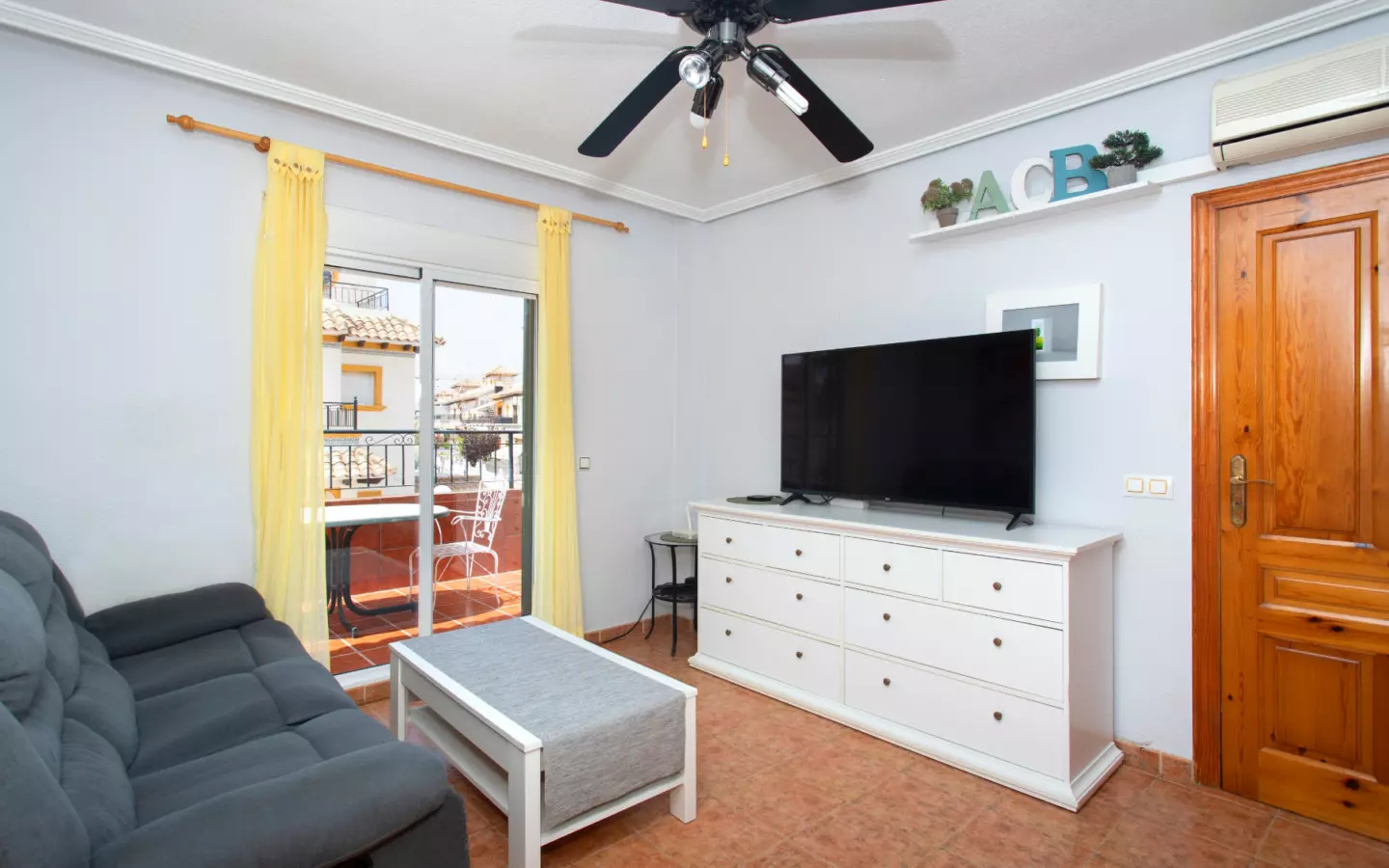 2-bedroom Apartment In Orihuela Costa, Spain (113 M²)
