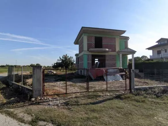 3-bedroom Detached House In Paralia, Greece (246 M²)