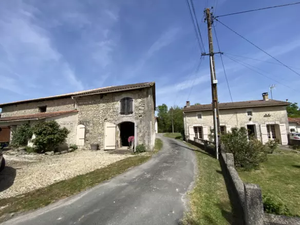 3-bedroom House In Sauvignac, France (96 M²)