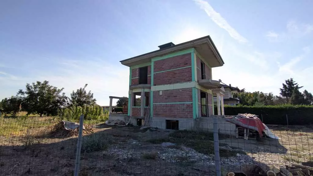 3-bedroom Detached House In Paralia, Greece (246 M²)