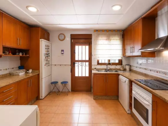 3-bedroom Semi In Orihuela Costa, Spain (131 M²)