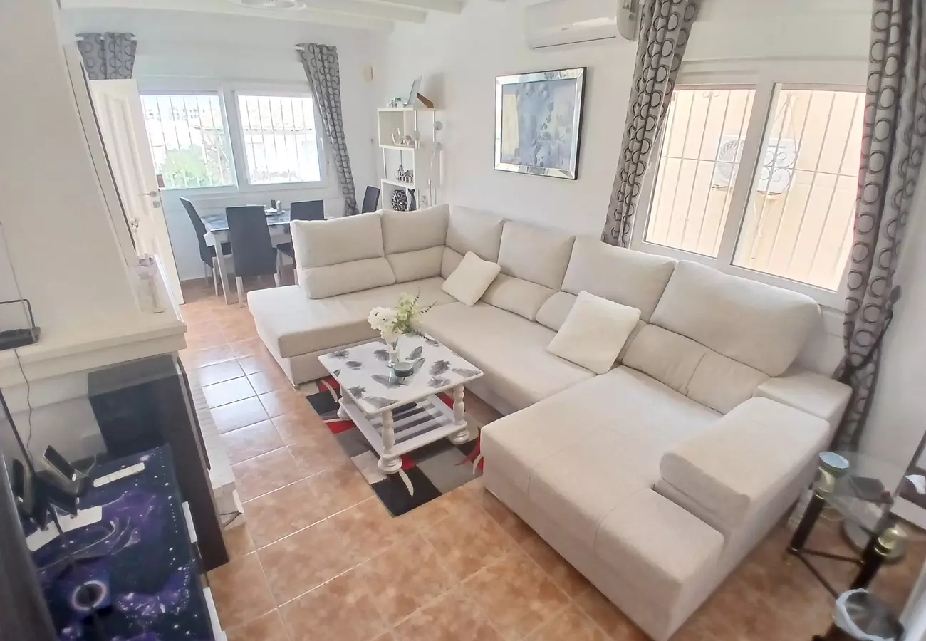 3-bedroom Villa In Villamartin, Spain (160 M²)