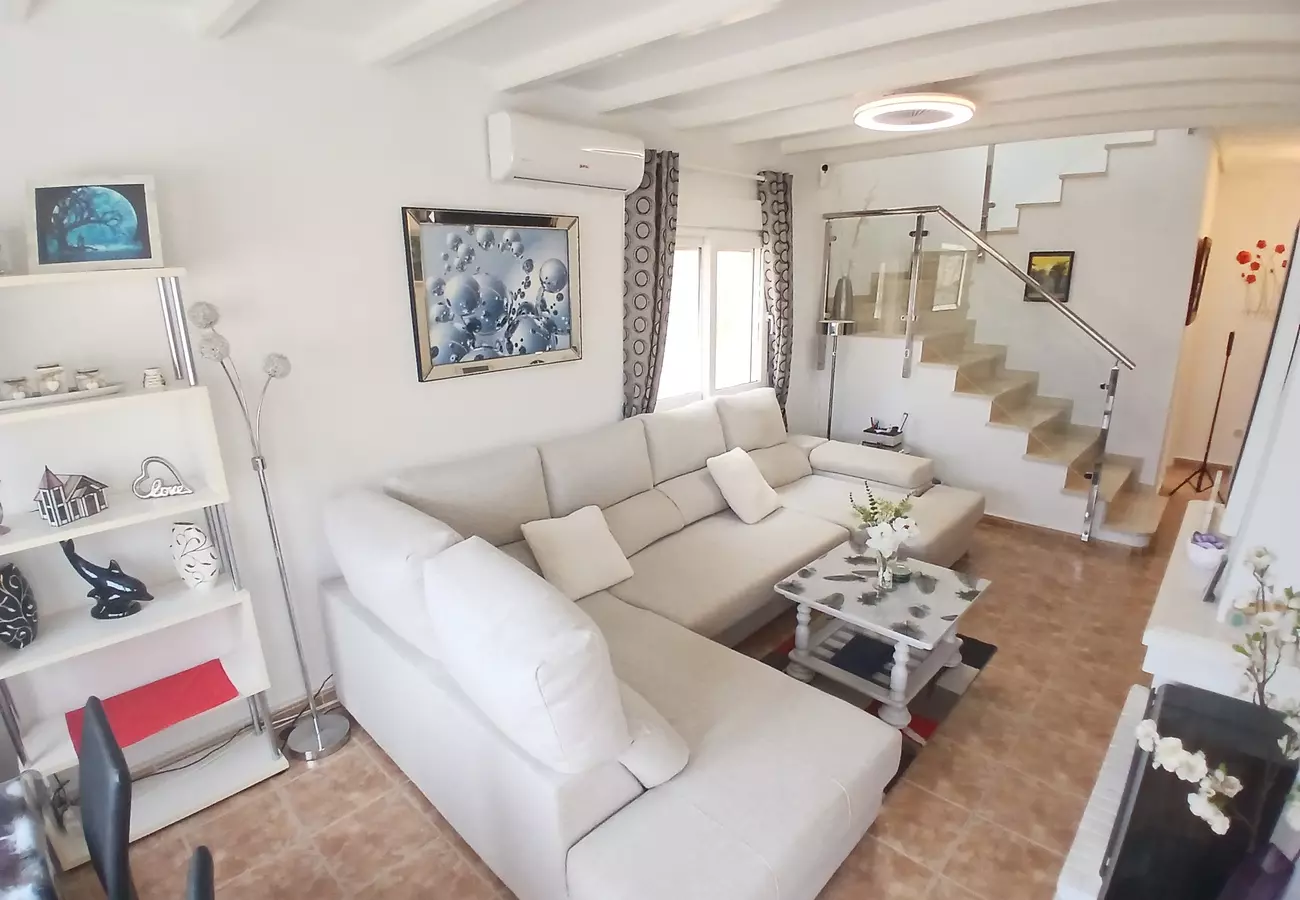 3-bedroom Villa In Villamartin, Spain (160 M²)
