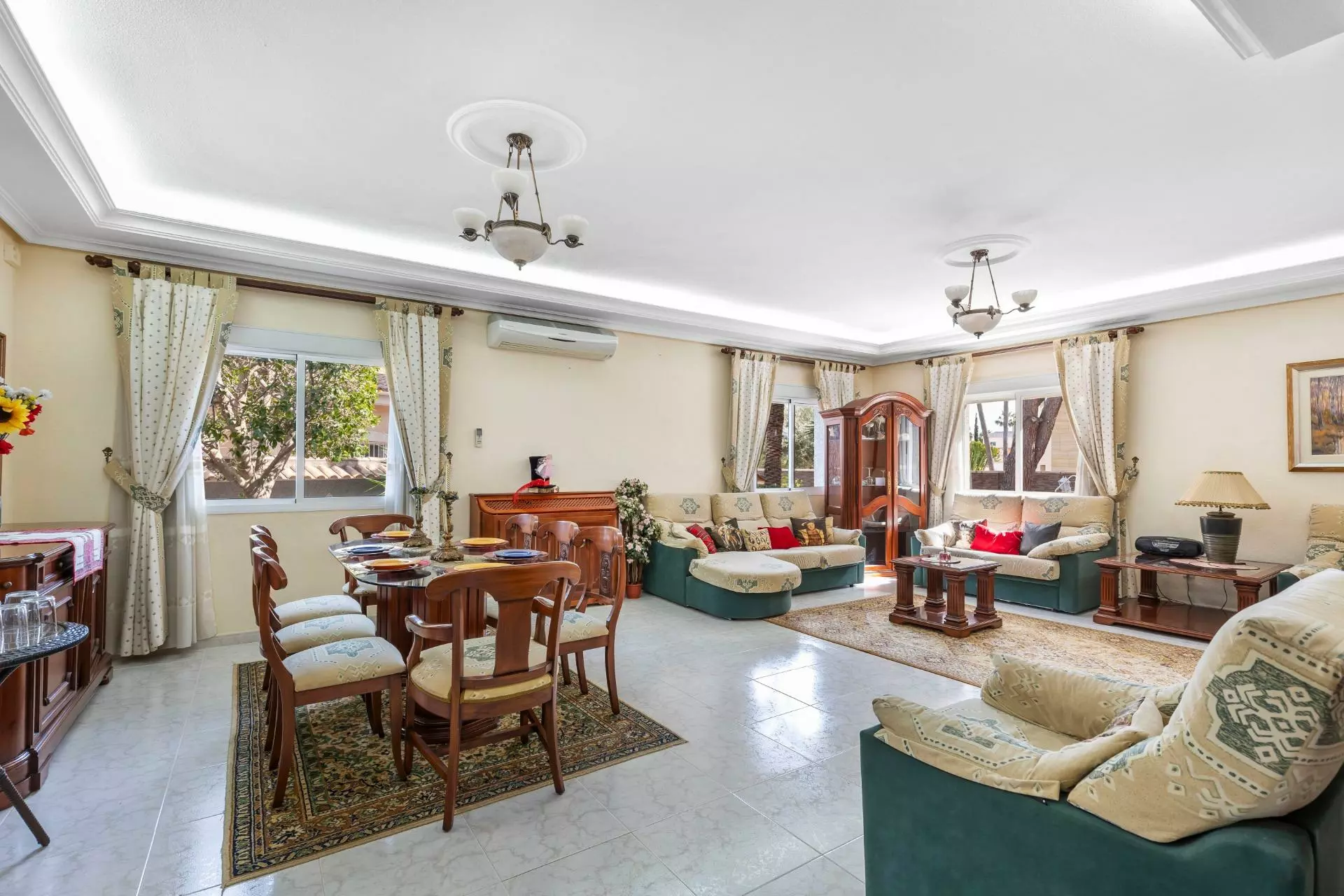 5-bedroom Villa In Rojales, Spain (240 M²)