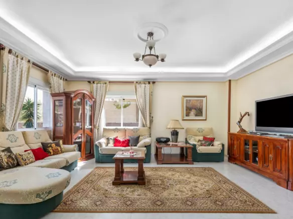 5-bedroom Villa In Rojales, Spain (240 M²)